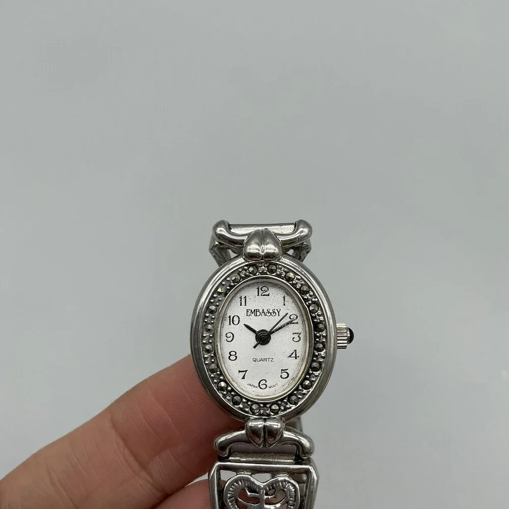 Embassy Womens Watch 19mm White Dial Silver Tone Heart Bracelet New Battery